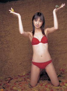 b_oy042-jpg [bomb.tv] 2004 Yuko Ogura 小倉優子 (52P)