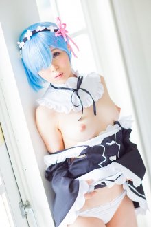 re_ero_rem_070.jpg