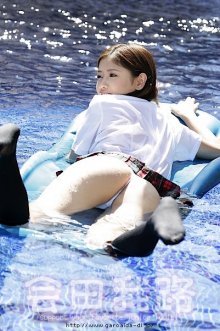 07 制服日和　Hyper　イケナイ卒業旅行編　まい17歳　芦屋舞写真集_005.jpg