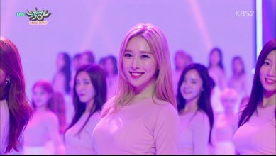 20171222.0435.10 The Unit - Shine (Music Bank 2017.12.15) (JPOP.ru).ts.jpg