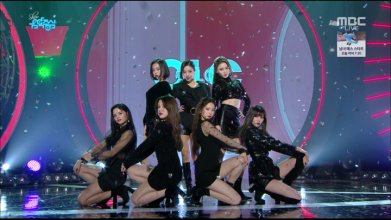 20180226.0450.2 CLC - Black Dress (Music Core 2018.02.24 HDTV) (JPOP.ru).ts.jpg