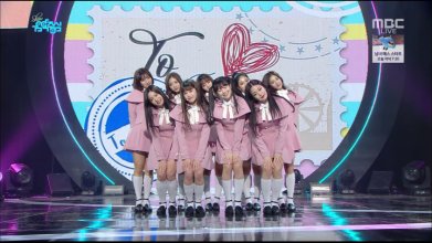 20180226.0450.3 fromis_9 - To Heart (Music Core 2018.02.24 HDTV) (JPOP.ru).ts.jpg