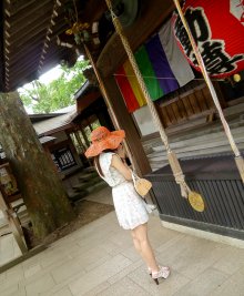 anna-hino-4.jpg