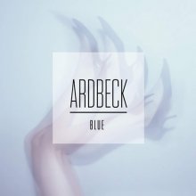 20180701.0019.02 Ardbeck - Blue cover.jpg