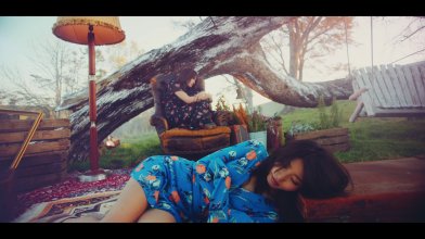 20180812.2303.4 E-girls - Kitakaze to Taiyou (PV) (Blu-Ray) (JPOP.ru).m2ts 1.jpg