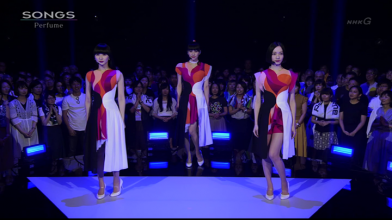20180903.2205.3 Perfume - Tokyo Girl (SONGS NHK HD 2018.09.01) (JPOP.ru).ts.png