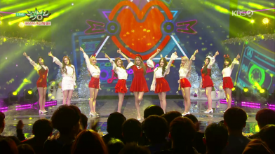 20181222.0631.4 Momoland - Bboom Bboom (Music Bank 2018.12.21 HDTV) (JPOP.ru).ts.png