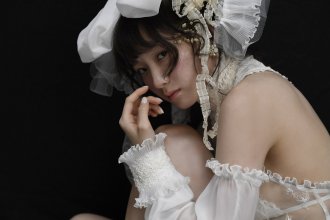 Rie-Keneko_ambiguous_019.jpg