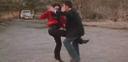 A.Weapon.in.My.Heart.1996.mkv_snapshot_00.03.52.jpg