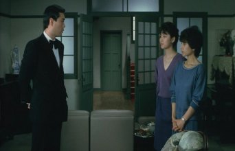Fine.With.Occassional.Mur-ders.1984.mkv_snapshot_00.39.11.jpg