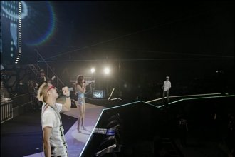 M-Flo Tour 2007 COSMICOLOR at Yokohama Arena-2.jpg
