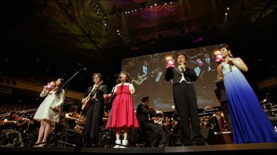 Joe Hisaishi in Budokan - Studio Ghibli 25 Years Concert [1080p,10bit].mkv_snapshot_00.48.56.jpg