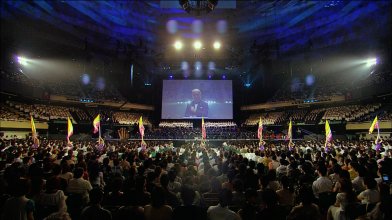 Joe Hisaishi in Budokan - Studio Ghibli 25 Years Concert [1080p,10bit].mkv_snapshot_01.00.58.jpg