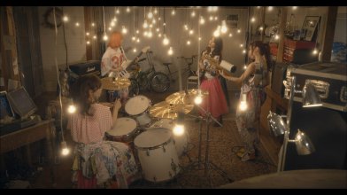 Scandal Video Action 2 BDfull-5.jpg