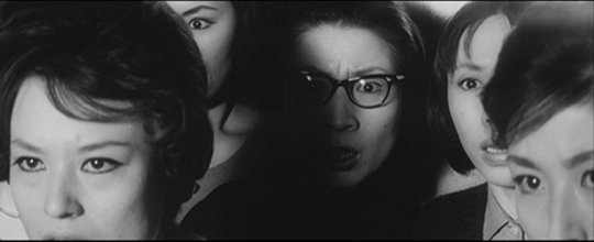 Ten Women in Black.mkv_snapshot_01.10.49.jpg