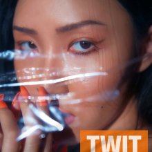 20190312.0932.11 HwaSa - twit cover.jpg
