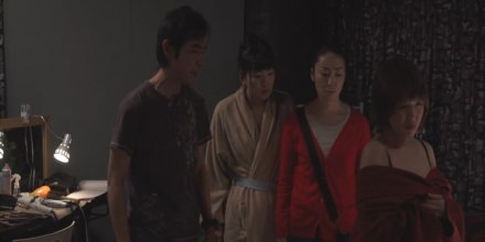 Makeup.Room.mkv_snapshot_00.12.33.jpg