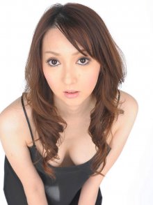 Izumi_Tachibana_08.jpg