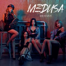 20190731.1416.07 Destiny - Medusa cover.jpg