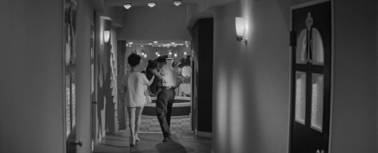 The Woman Gambler.mkv_snapshot_00.06.03.jpg