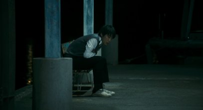 Another.World.2018.720p.BluRay.x264-WiKi.mkv_snapshot_00.27.19_[2020.02.25_11.00.00].jpg