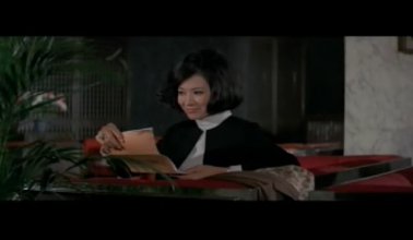 Intrigue in Nyl-ons.mkv_snapshot_00.54.50_[2020.06.23_06.30.46].jpg