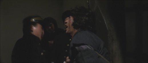 La-dy Sno-wbl-ood.mkv_snapshot_01.05.24_[2020.07.12_00.03.20].jpg