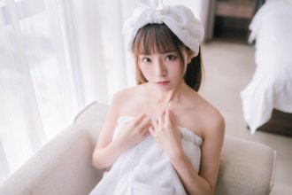 纯白浴巾 (6).JPG 纯白浴巾 (6).JPG