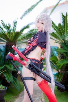 008_1Jeanne_alter7.jpg