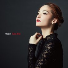 20210831.1515.2 Moon Kiss Me (2018) (MP3) cover.jpg 20210831.1515.2 Moon Kiss Me (2018) (MP3) cover.jpg