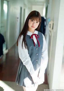 Imaizumi Mao - Seifuku Collection'22 (Young Jump) p_12_02.jpg