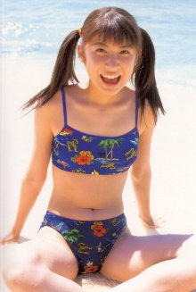 Nobuko Sakuma - SINGLE KISS (20020927).jpg