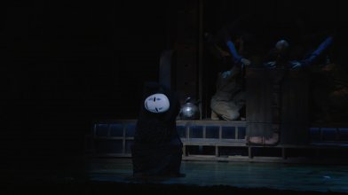 Spirited Away Live Stage Performance First Distribution.mkv_snapshot_01.00.13_[2023.02.14_15.5...jpg Spirited Away Live Stage Performance First Distribution.mkv_snapshot_01.00.13_[2023.02.14_15.5...jpg