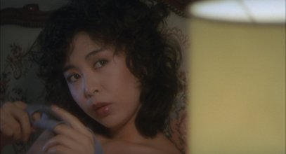Gemini Woman.mkv_snapshot_00.27.44_[2023.05.02_17.14.57].jpg
