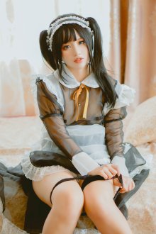 Chono Black - Transparent Maid (9).jpg