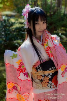 lenfriedomTypeJP_323.jpg