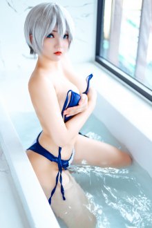 11_Potato_Godzilla_Uzaki_Bikini_11.jpg