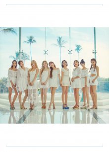 TWICE POPUP STORE Twaii's Book - Page 04.jpg