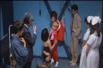 Blu-e Wom-an.mkv_snapshot_00.24.46_[2025.04.29_08.00.14].jpg