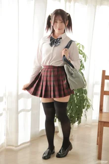 004_001.webp