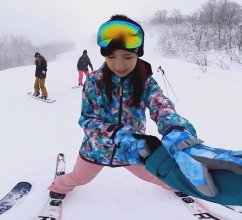 KMVR-866_ski2.jpg KMVR-866_ski2.jpg