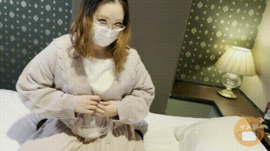 FC2-PPV-4954944.gif