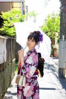 aino-kishi-kimono-xcity-gi-01.jpg