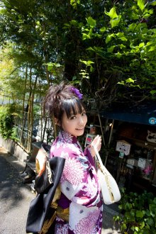 aino-kishi-kimono-xcity-gi-06.jpg