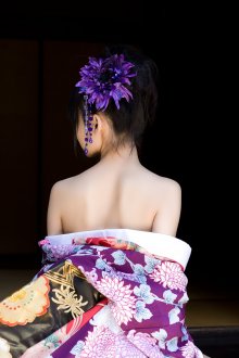 aino-kishi-kimono-xcity-gi-27.jpg