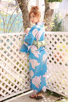 aya_kiguchi-blue-kimono-gi-02.jpg
