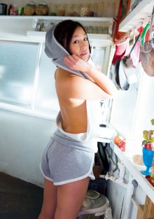 Ayaka Sayama 31.jpg
