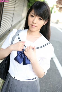 emi-moriguchi-1.jpg