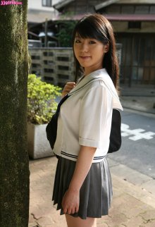 emi-moriguchi-4.jpg