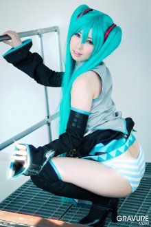 GRAVURE-DOTCOM-MIKU-OGURI-03-026.jpg